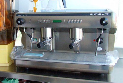 Equipamiento y máquinas para cafeterías