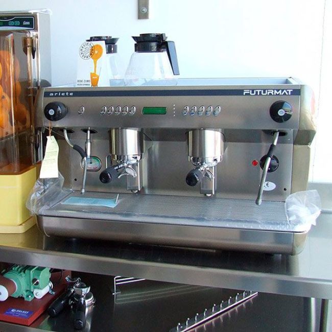 Equipamiento y máquinas para cafeterías